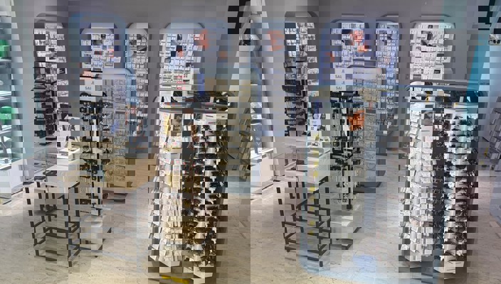 J-Club Image 6